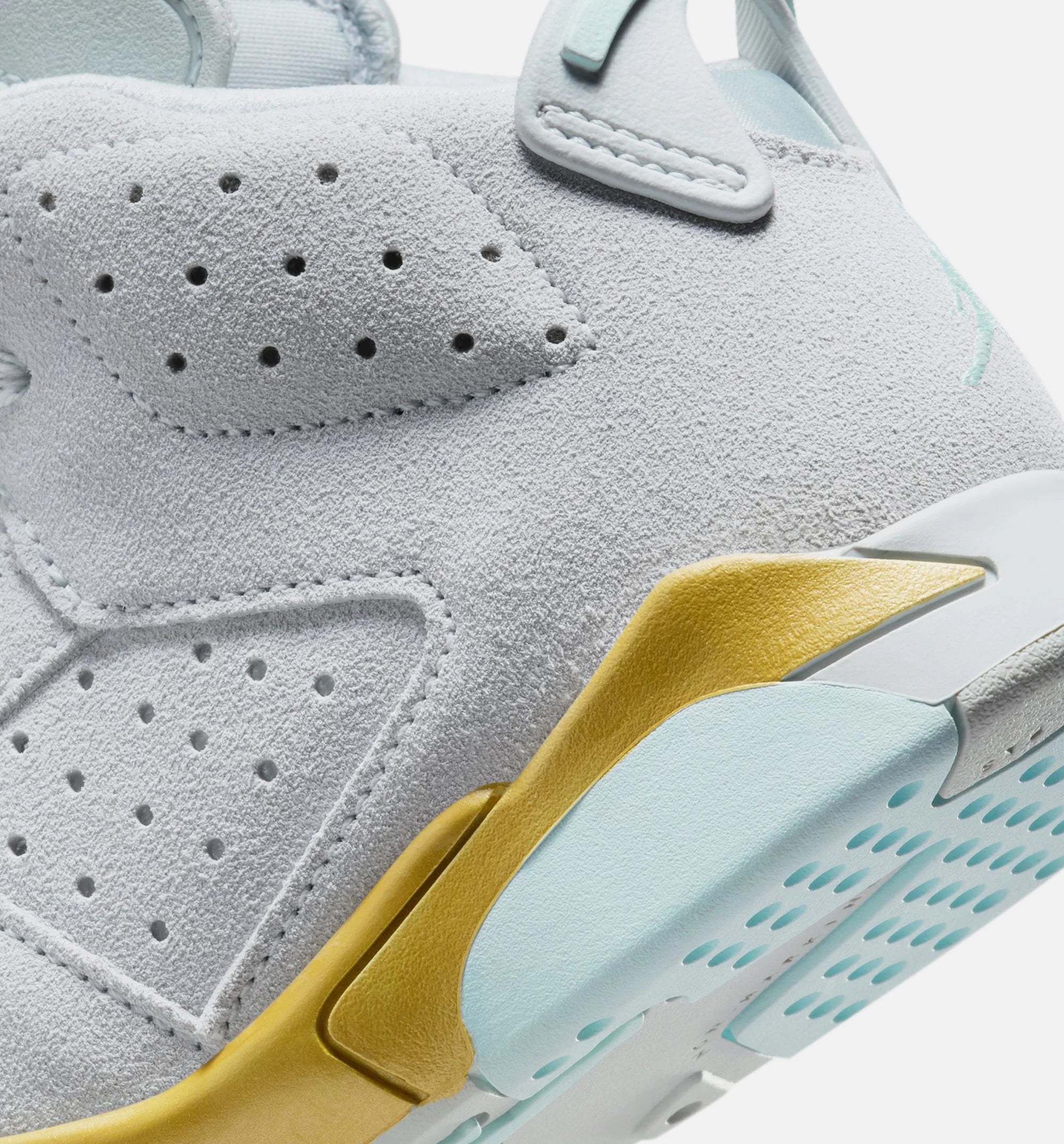 Air Jordan 6 Retro Pearl Preschool Lifestyle Shoe Pure Platinum Glacier Blue Metallic Gold