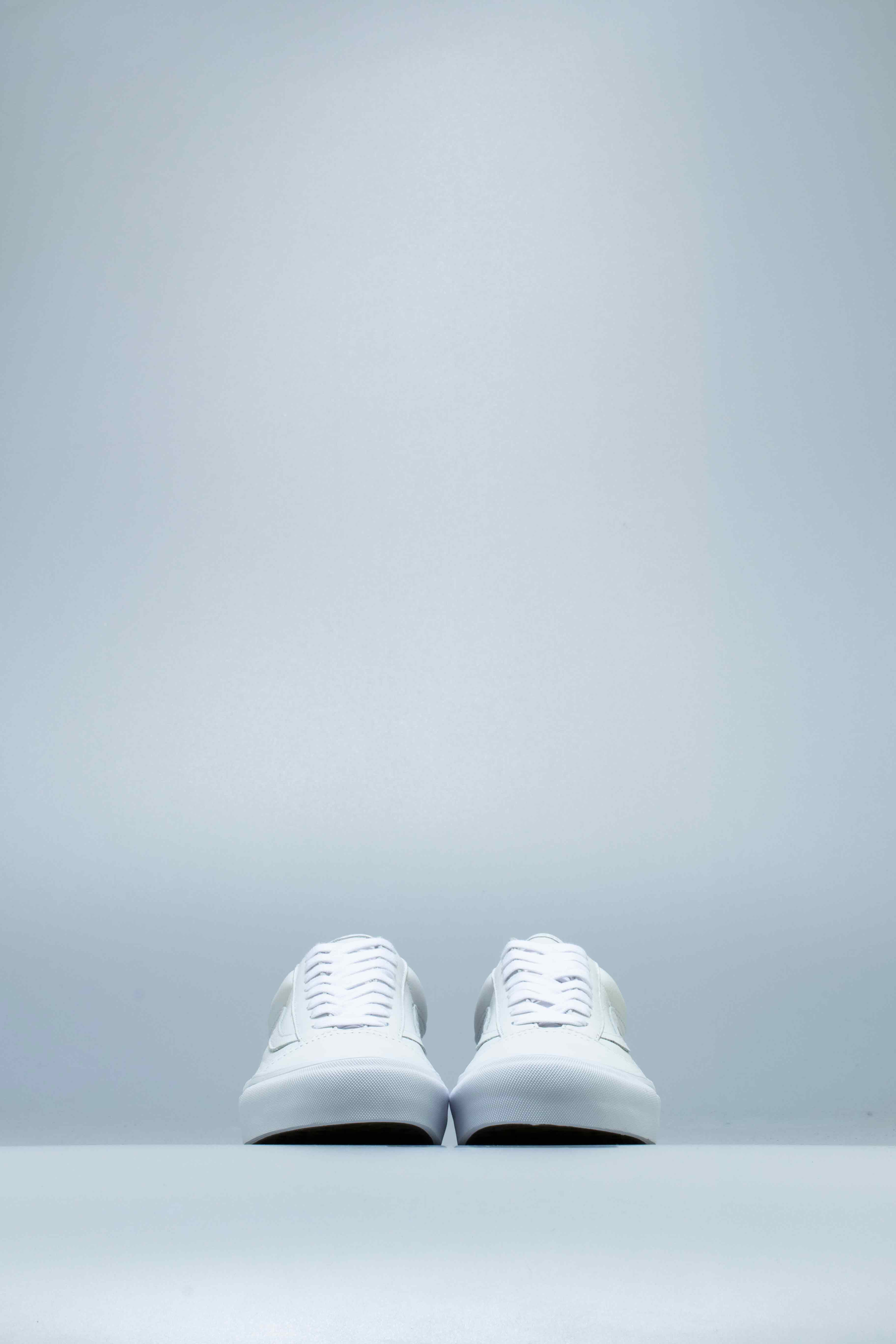 OG Old Skool LX Mens Skate Shoe White