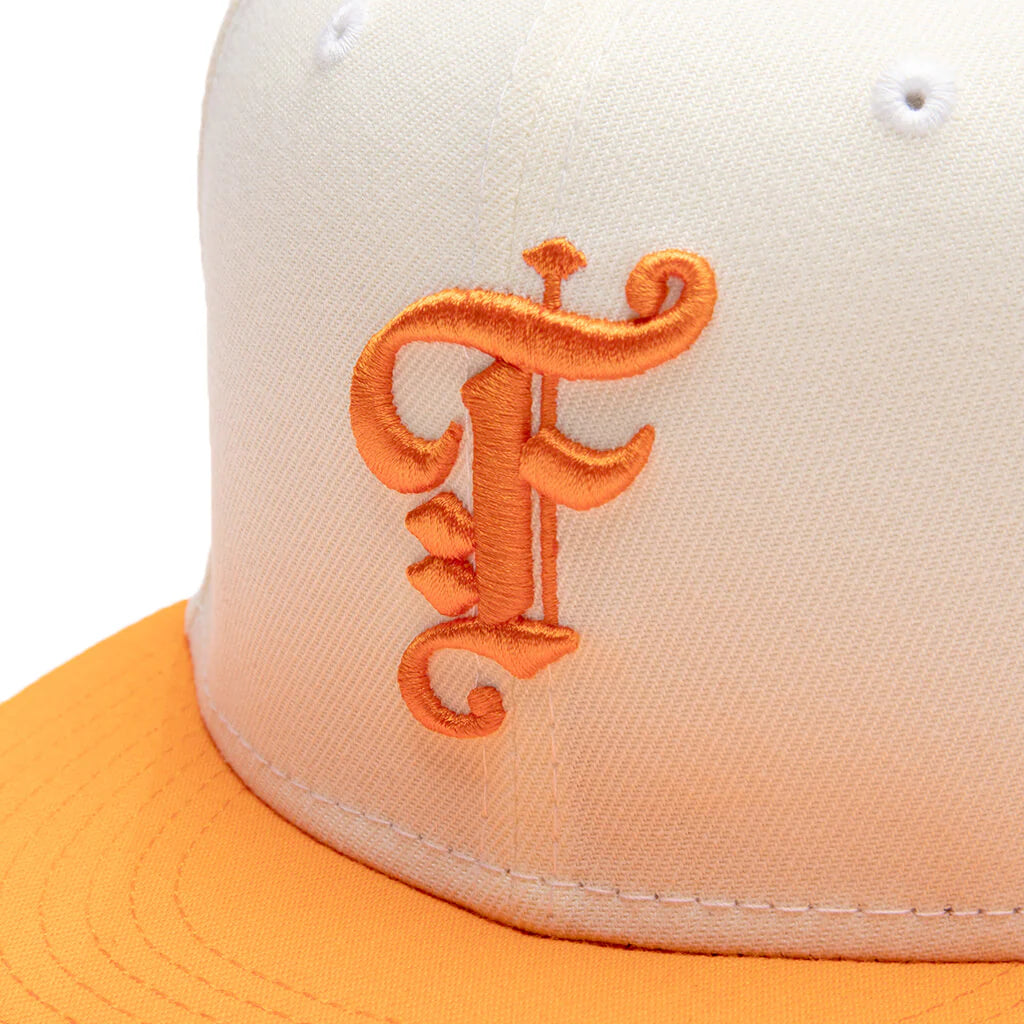 Feature x New Era OE Fitted Cap Off White Dim Orange