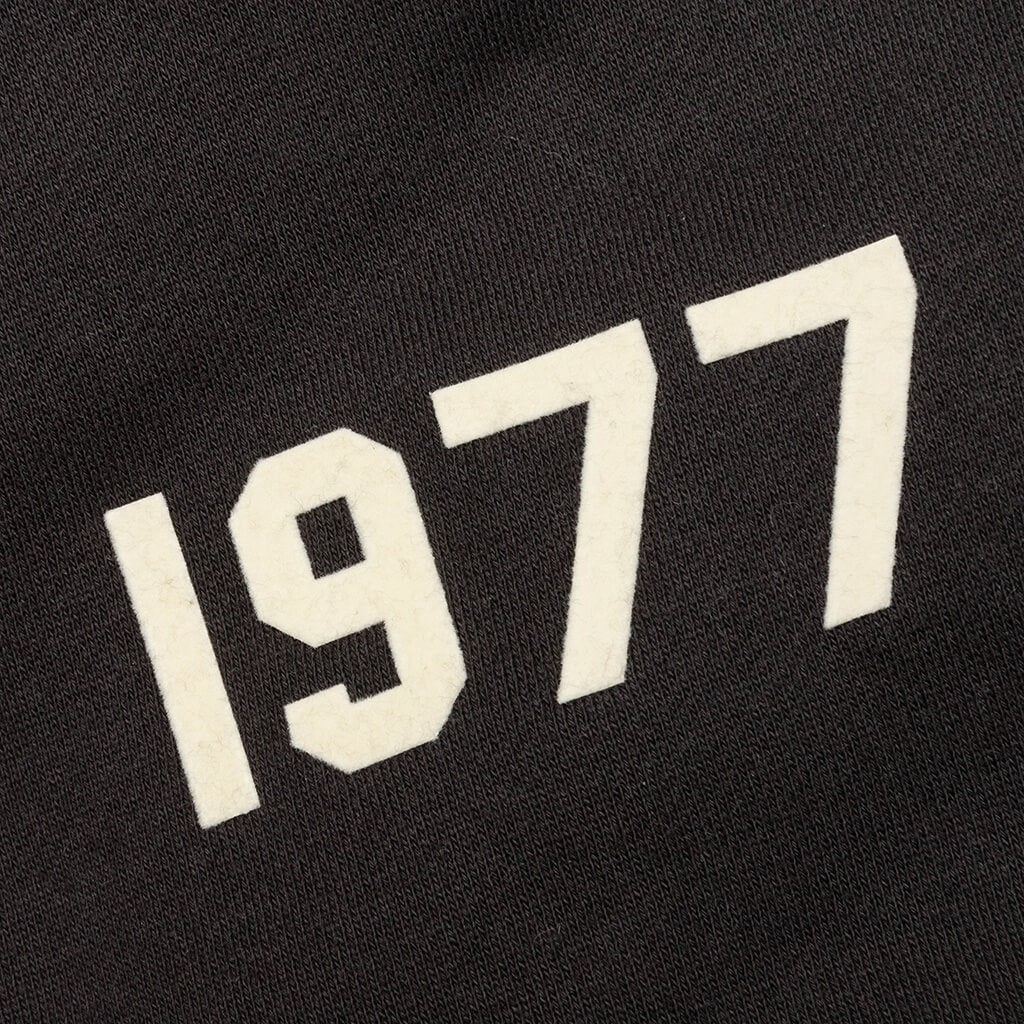 Essentials Shorts Iron