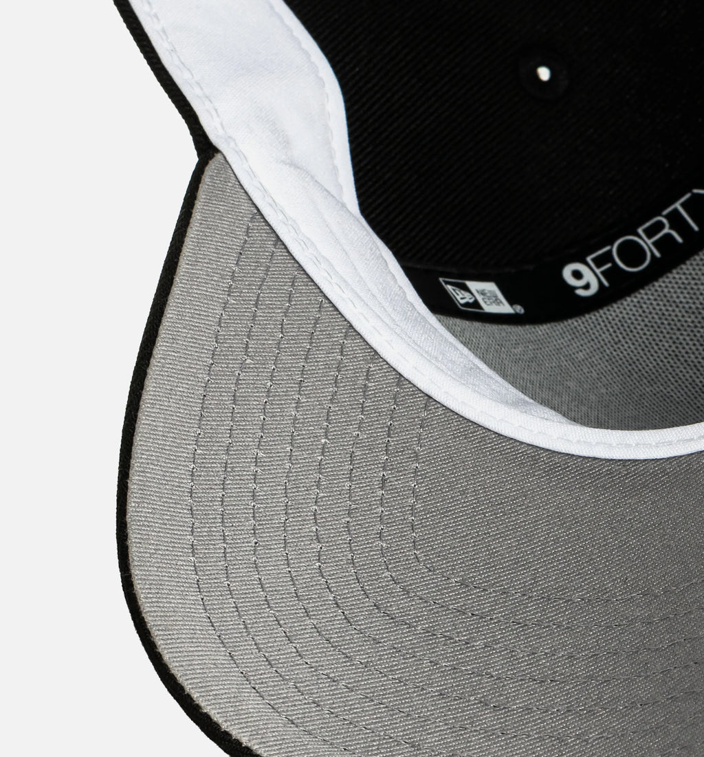 Nice Kicks 940AF Snapback Mens Hat Black White