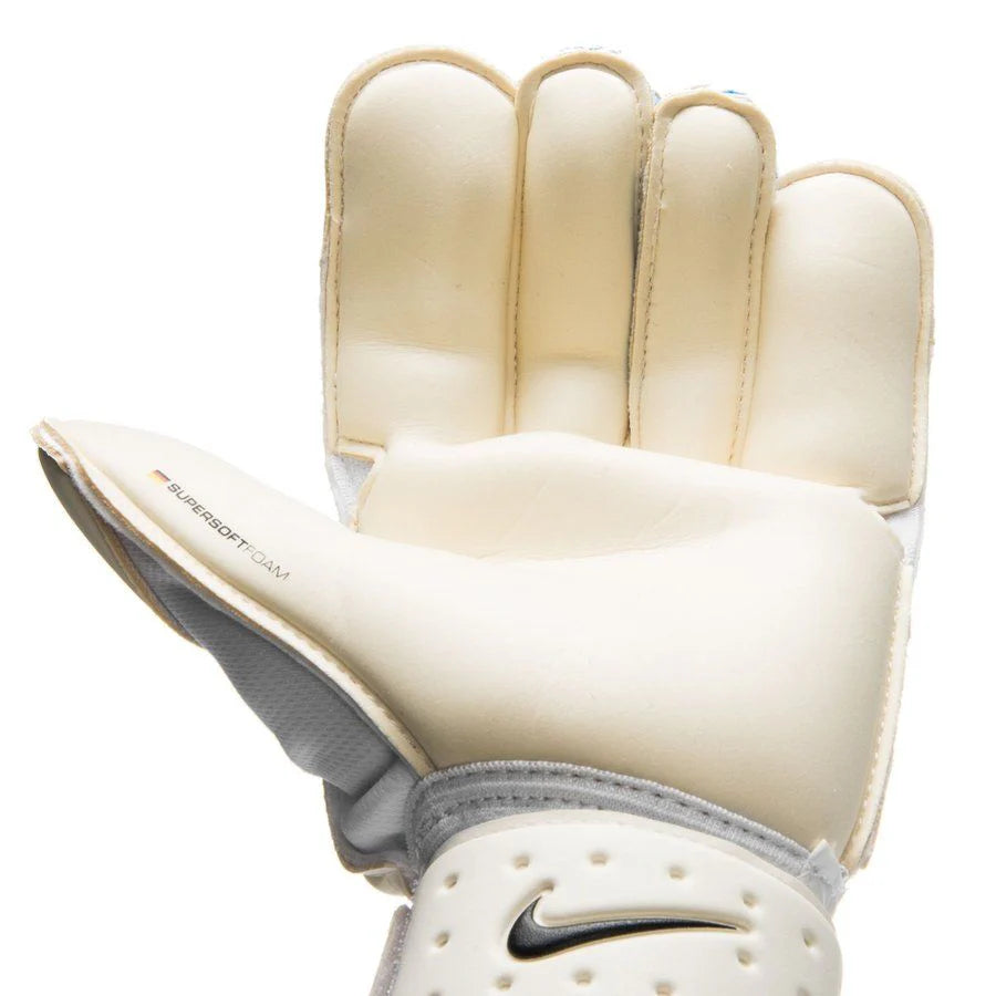 Nike Grip 3 Goalkeeper Gloves