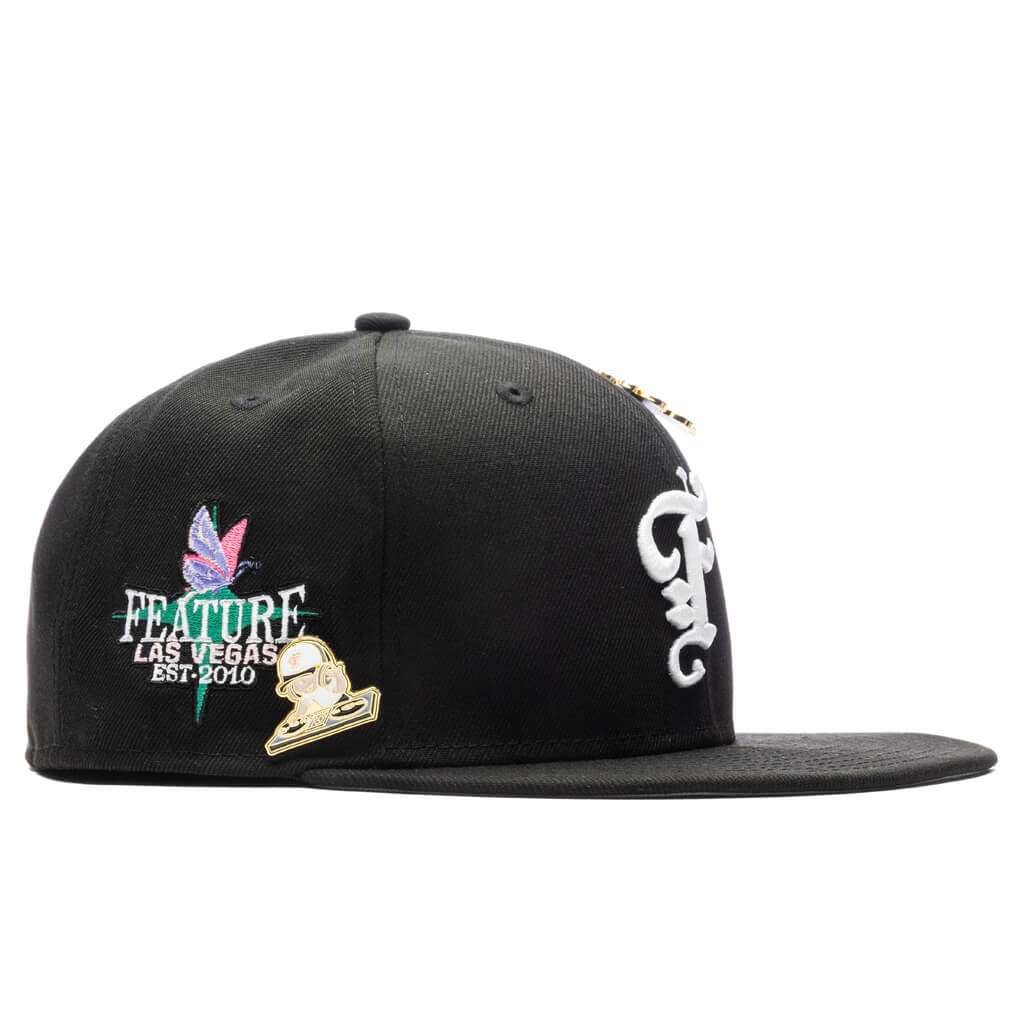 Feature x New Era Old English Plaza Fitted Black Snow Grey