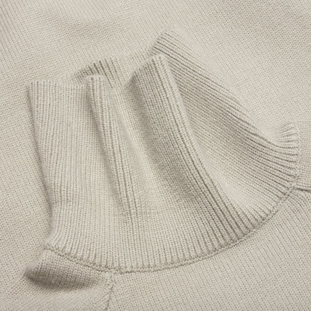 Knit Turtleneck Seal