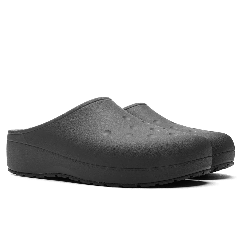 Crocs Classic Quiet Clog Black Sand
