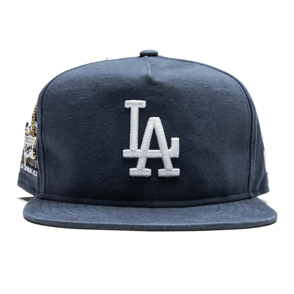 59FIFTY A Frame Championship Side Flag Los Angeles Dodgers