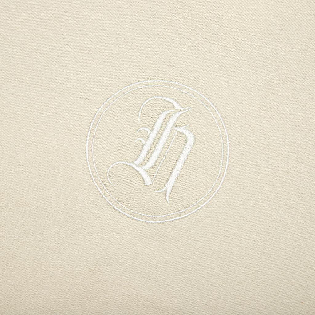 H Stamp Box Tee Bone