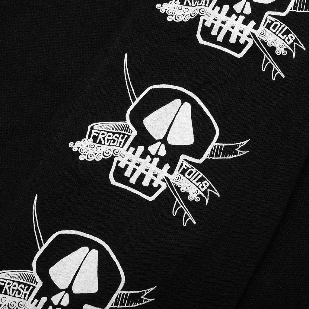 Foils Pigment Dyed L S Tee Black