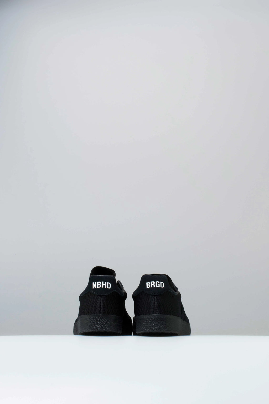 Neighborhood Gazelle Super Mens Shoe Black White