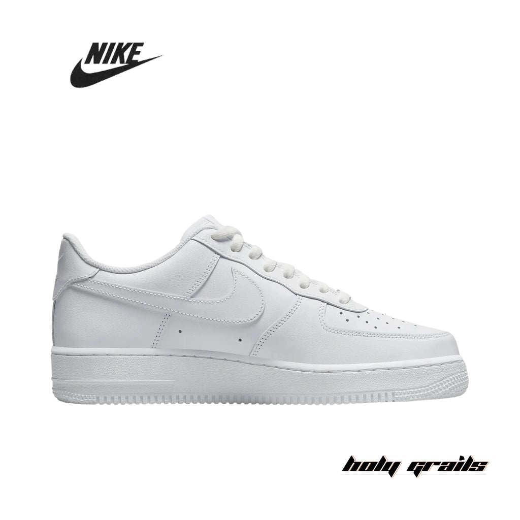 Nike Air Force 1 07 Triple White