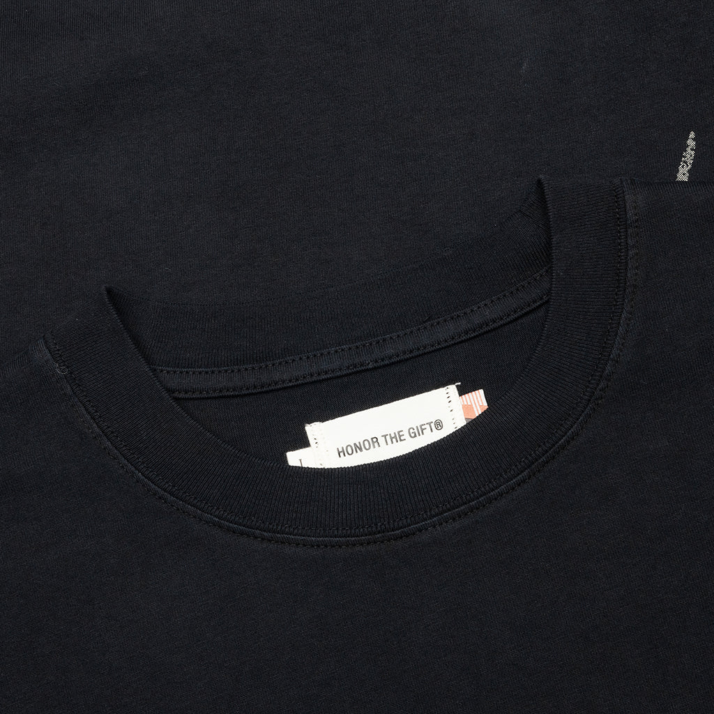 Records Tee Black