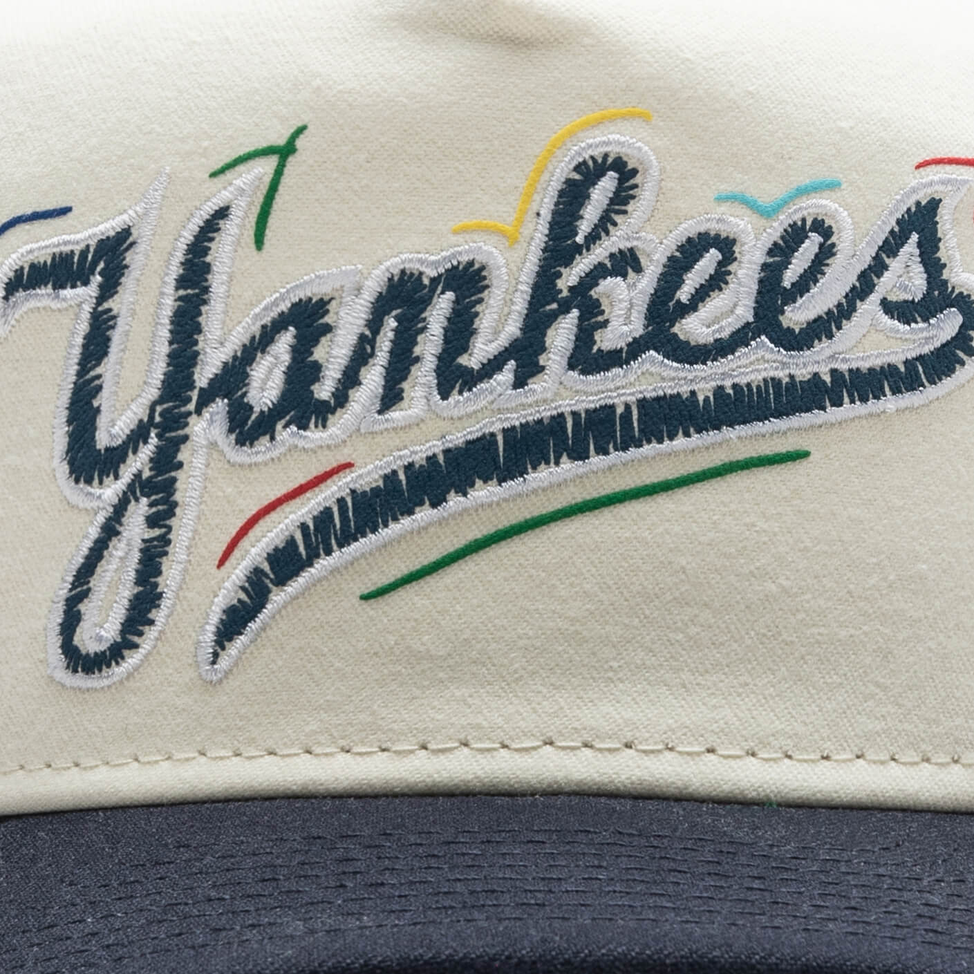 The Golfer Snapback Team Scribble New York Yankees
