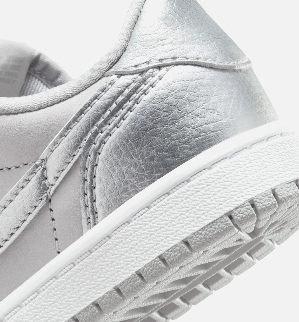 Air Jordan 1 Retro Low OG Silver Preschool Lifestyle Shoe Neutral Grey Metallic Silver White