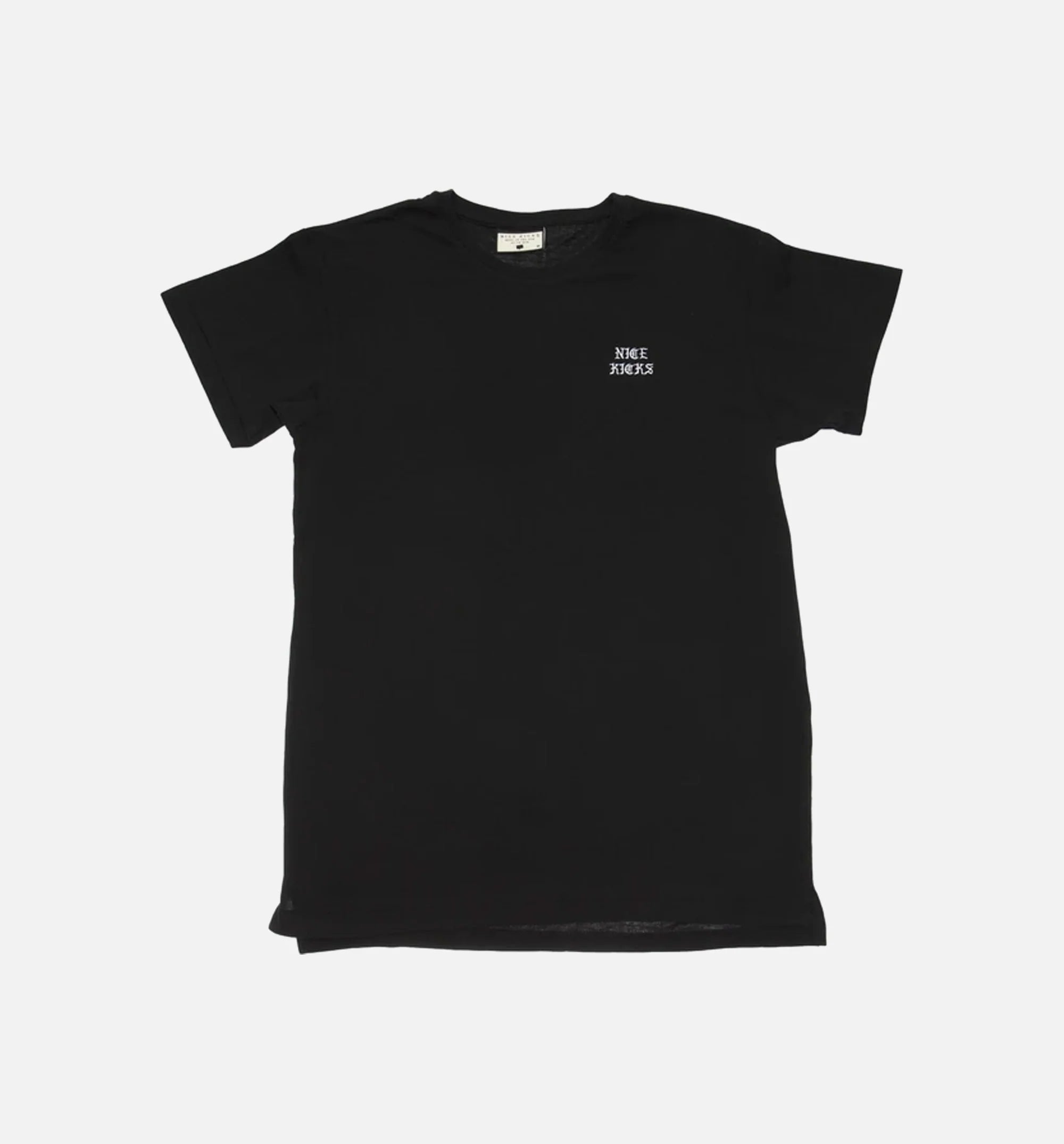 Nice Kicks Chest Print Old Engish Pablo Crew Tee Black