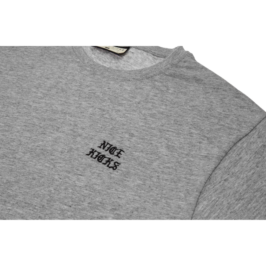 Nice Kicks Chest Print Old Engish Pablo Crew Tee Grey