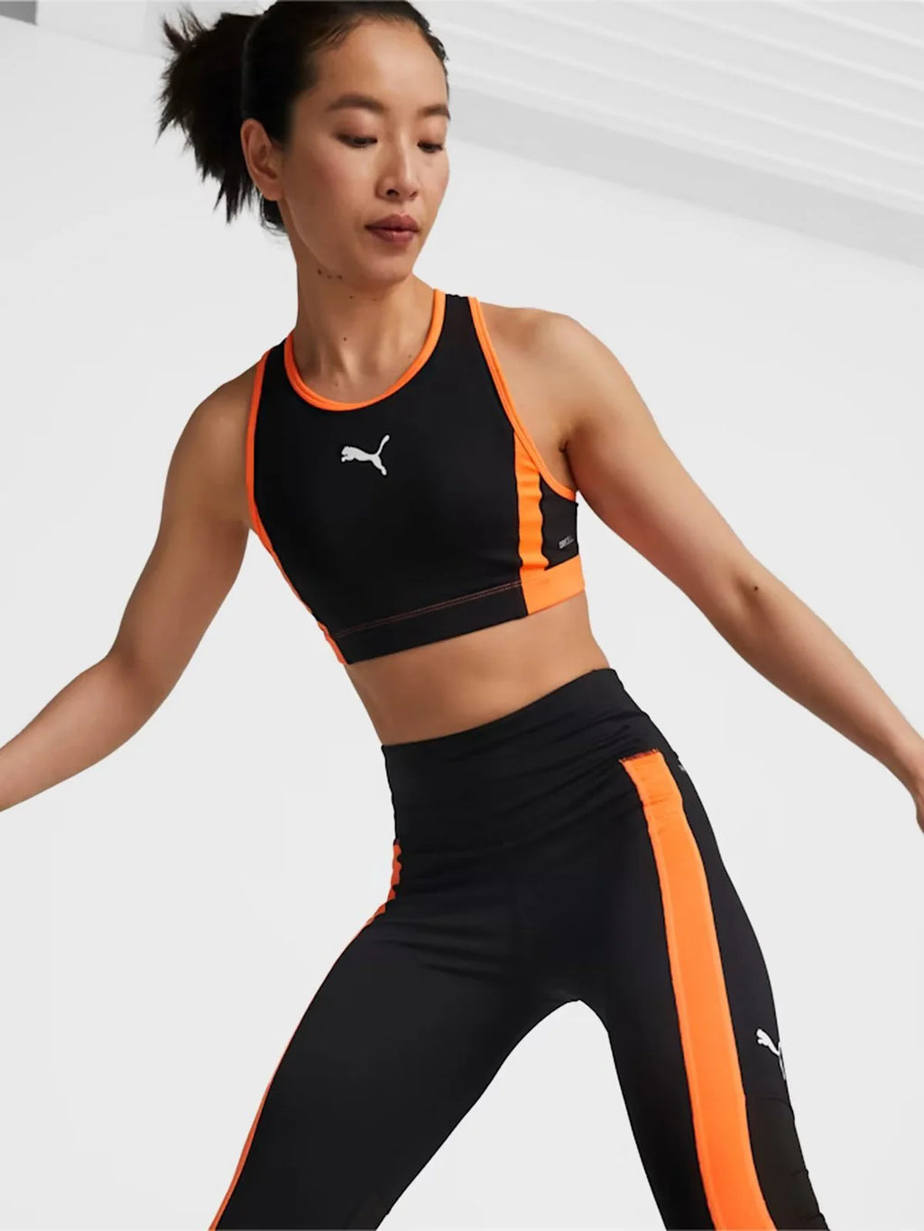 PUMA INDIVIDUAL BLAZE High Neck Sports Bra