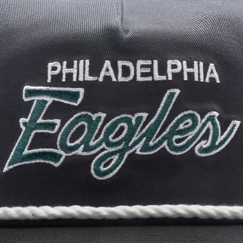 Feature x New Era Battle Born Philadelphia Eagles