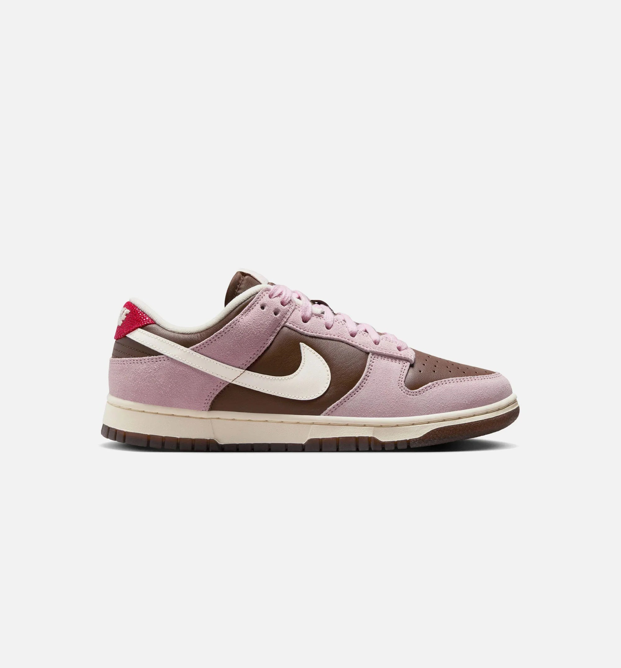 Dunk Low Cacao Wow and Pink Foam Womens Lifestyle Shoe Cacao Wow Pale Ivory Pink Foam