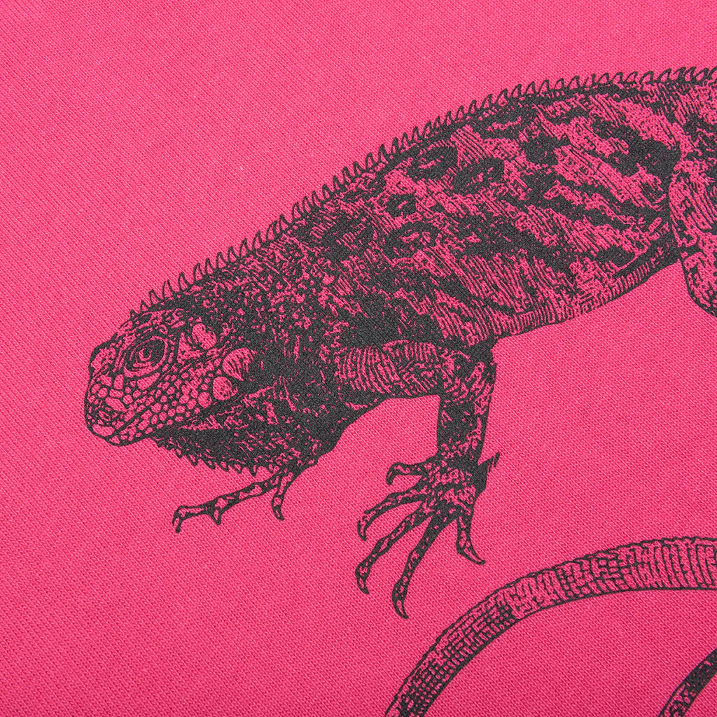 Fear Heavyweight T Shirt Pink