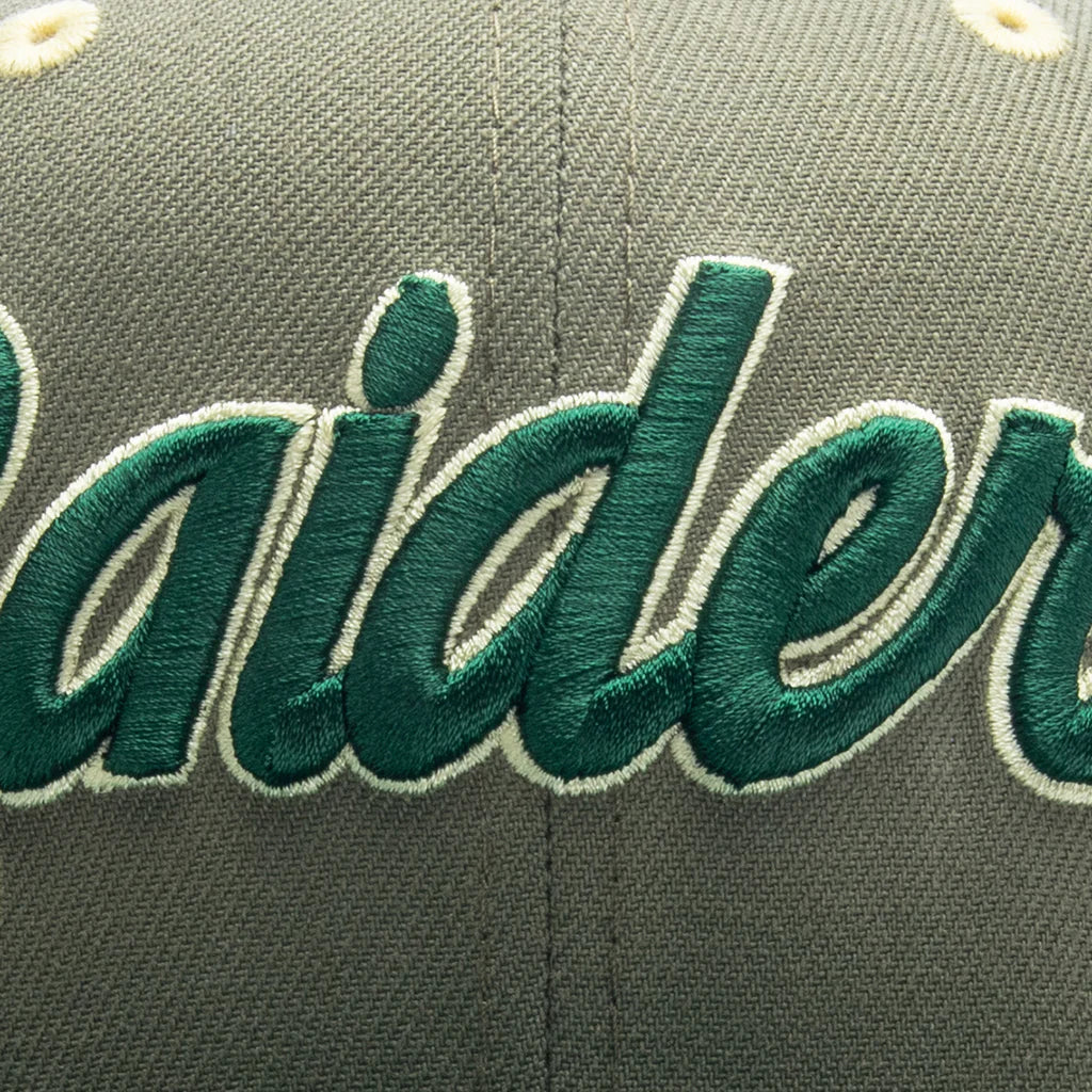 Feature x New Era 59FIFTY Fitted Las Vegas Raiders Green Back Emerald Green