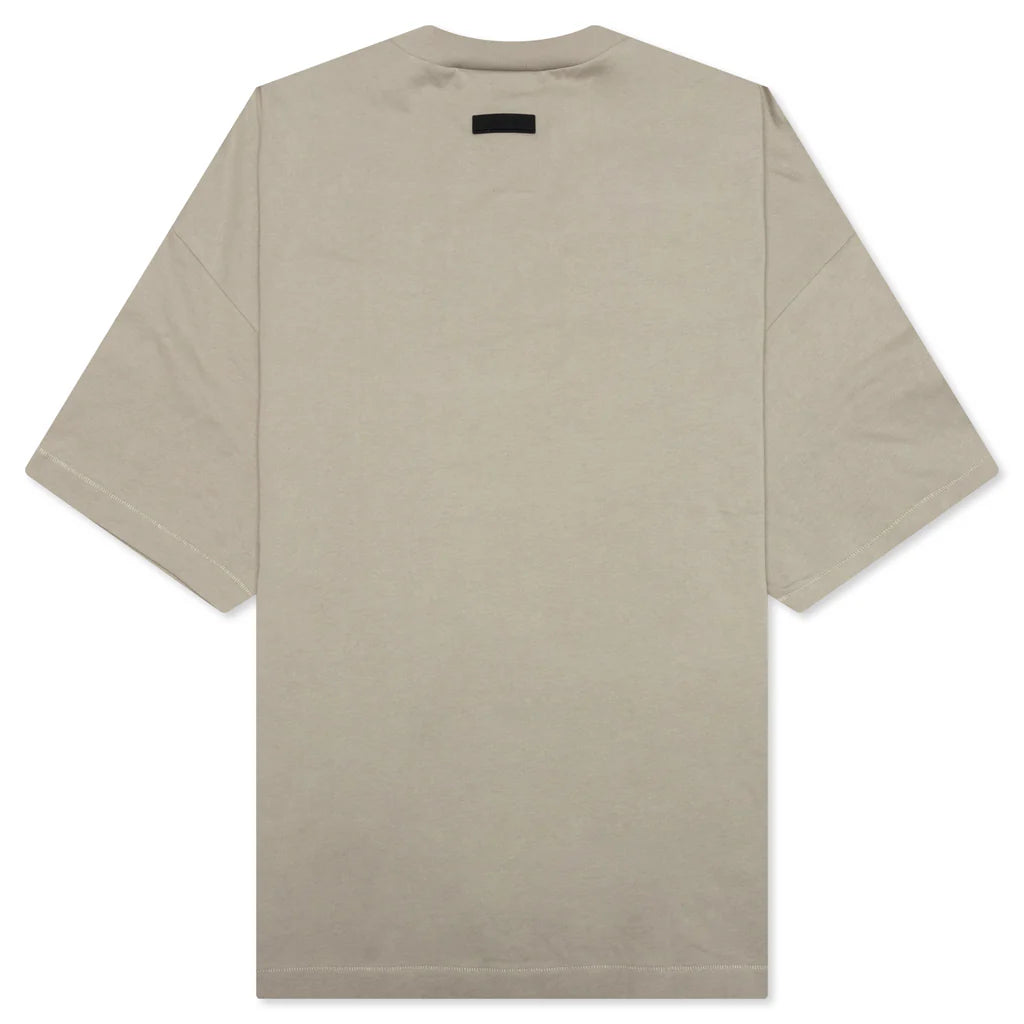 Crewneck T Shirt Seal
