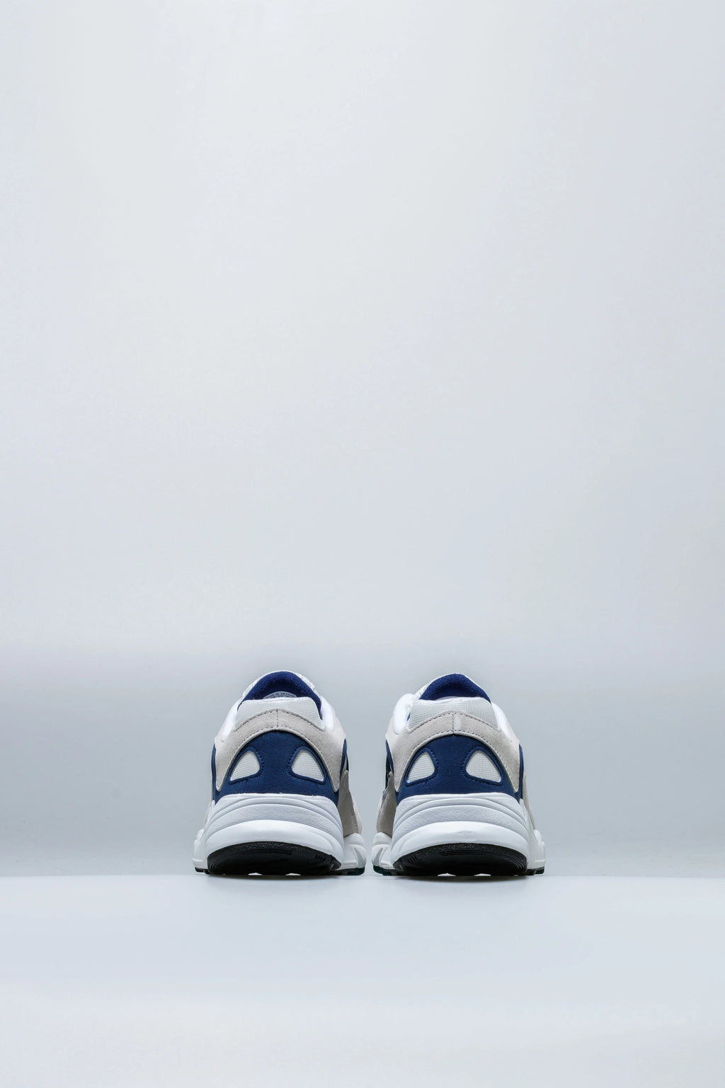 Yung 1 Mens Shoe Cloud White Noble Green Blue