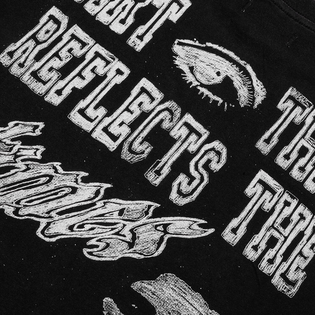 Art That Reflects Tee Black