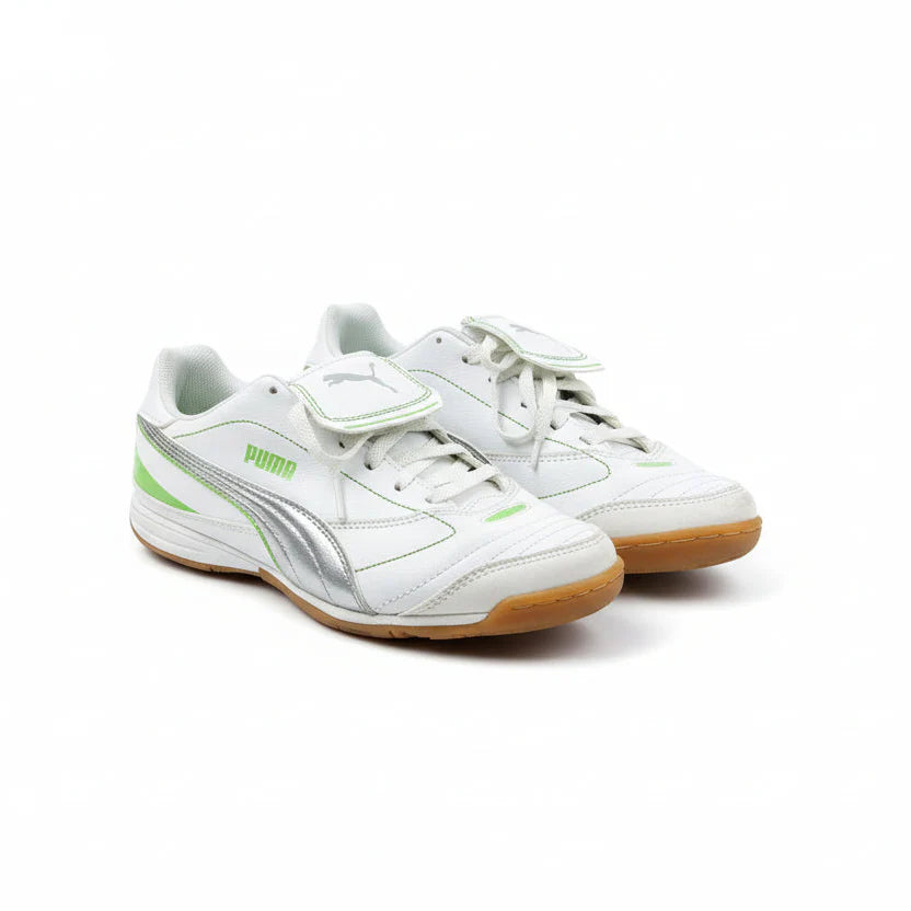 PUMA Esito Finale IT Womens Indoor Soccer Shoes White Silver