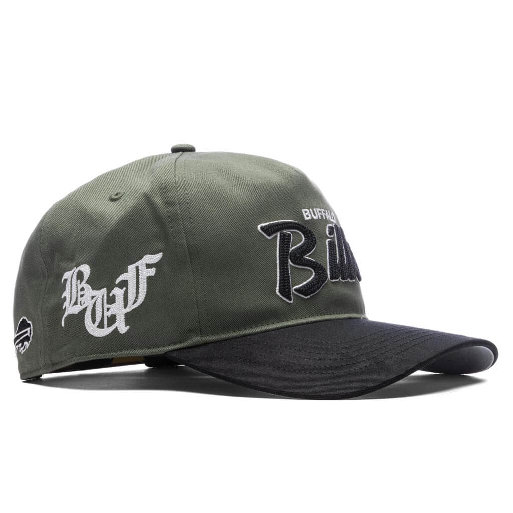 Feature x 47 Brand Chain 47 Hitch RF Buffalo Bills