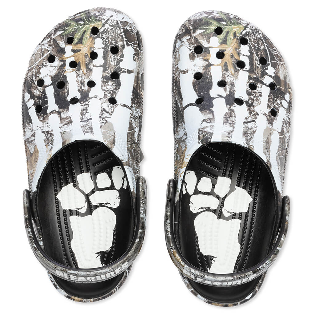 Pleasures x Classic Clog Camo