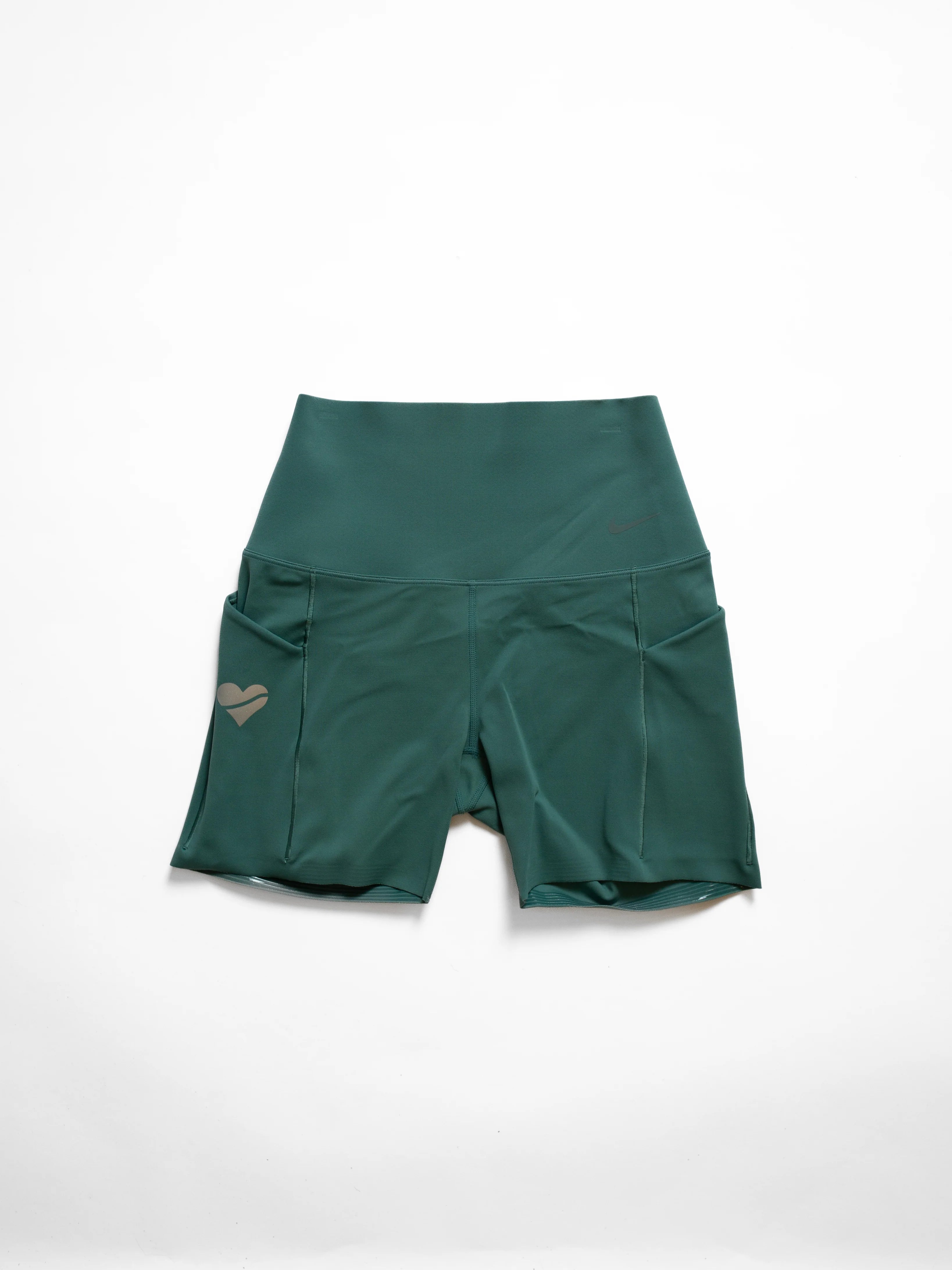 Nike Womens Universa Medium Support High Waisted 5 Biker Shorts