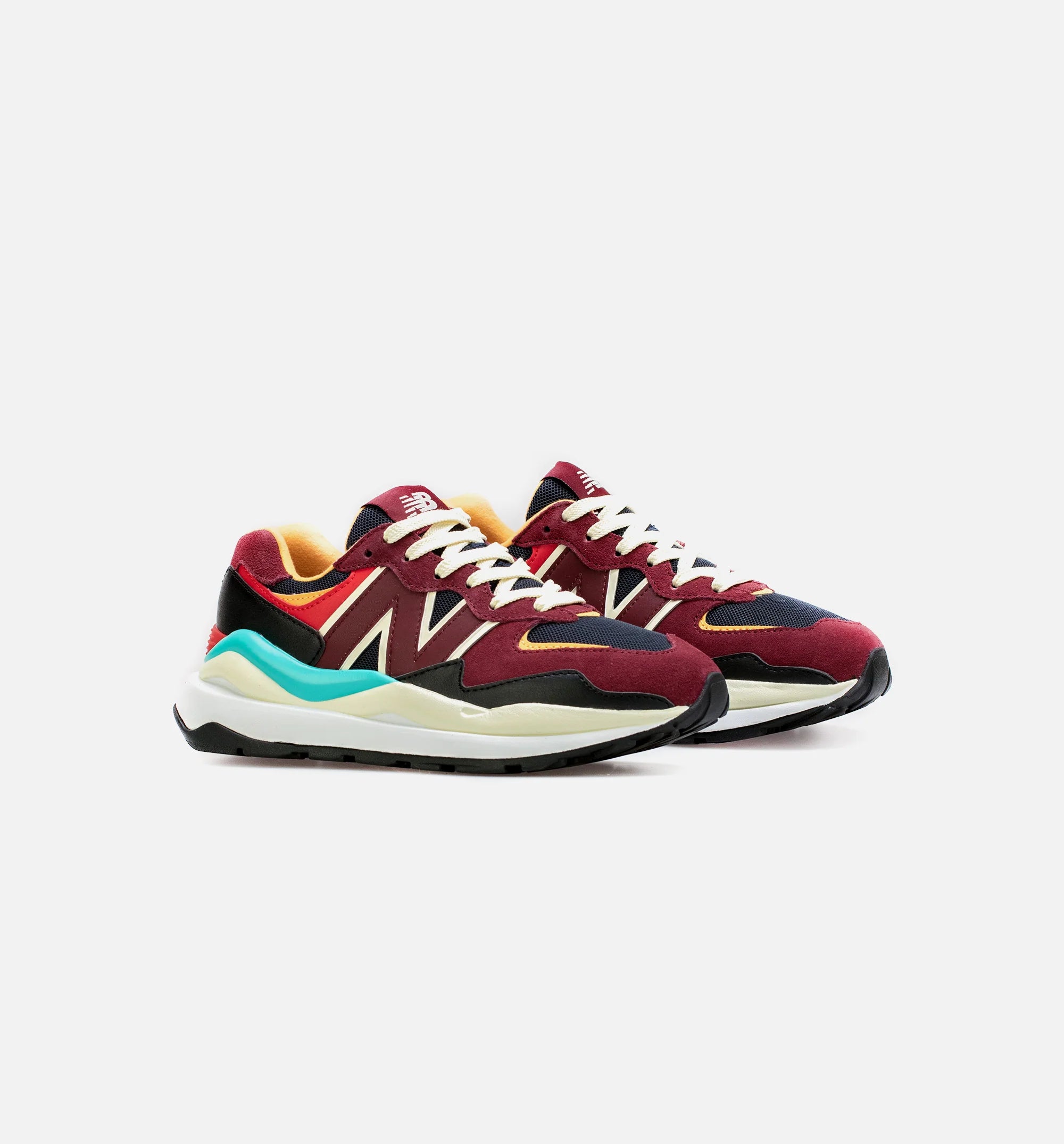 5740 Classic Burgundy Womens Lifestyle Shoe Burgundy Black Navy