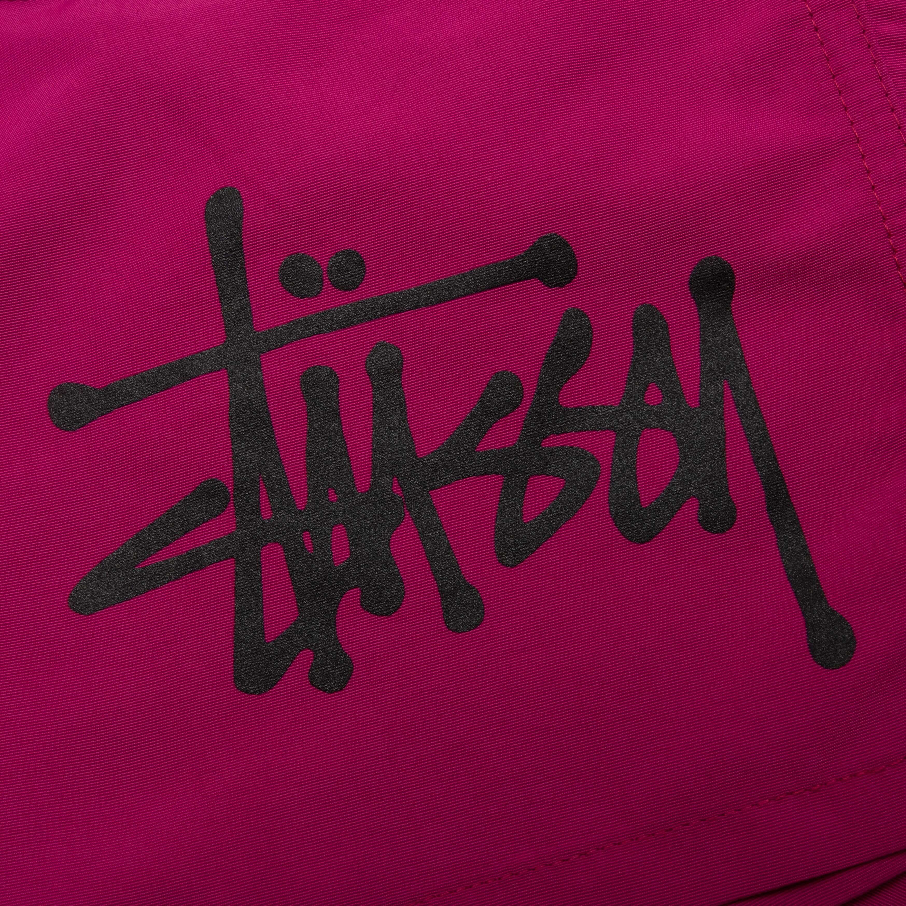 Big Basic Water Short Magenta