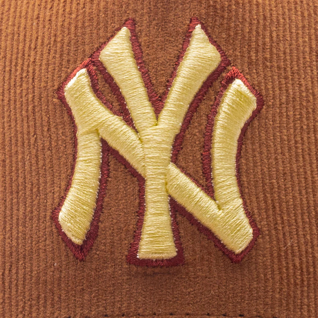 9Forty Ornamental Cord 21122 New York Yankees