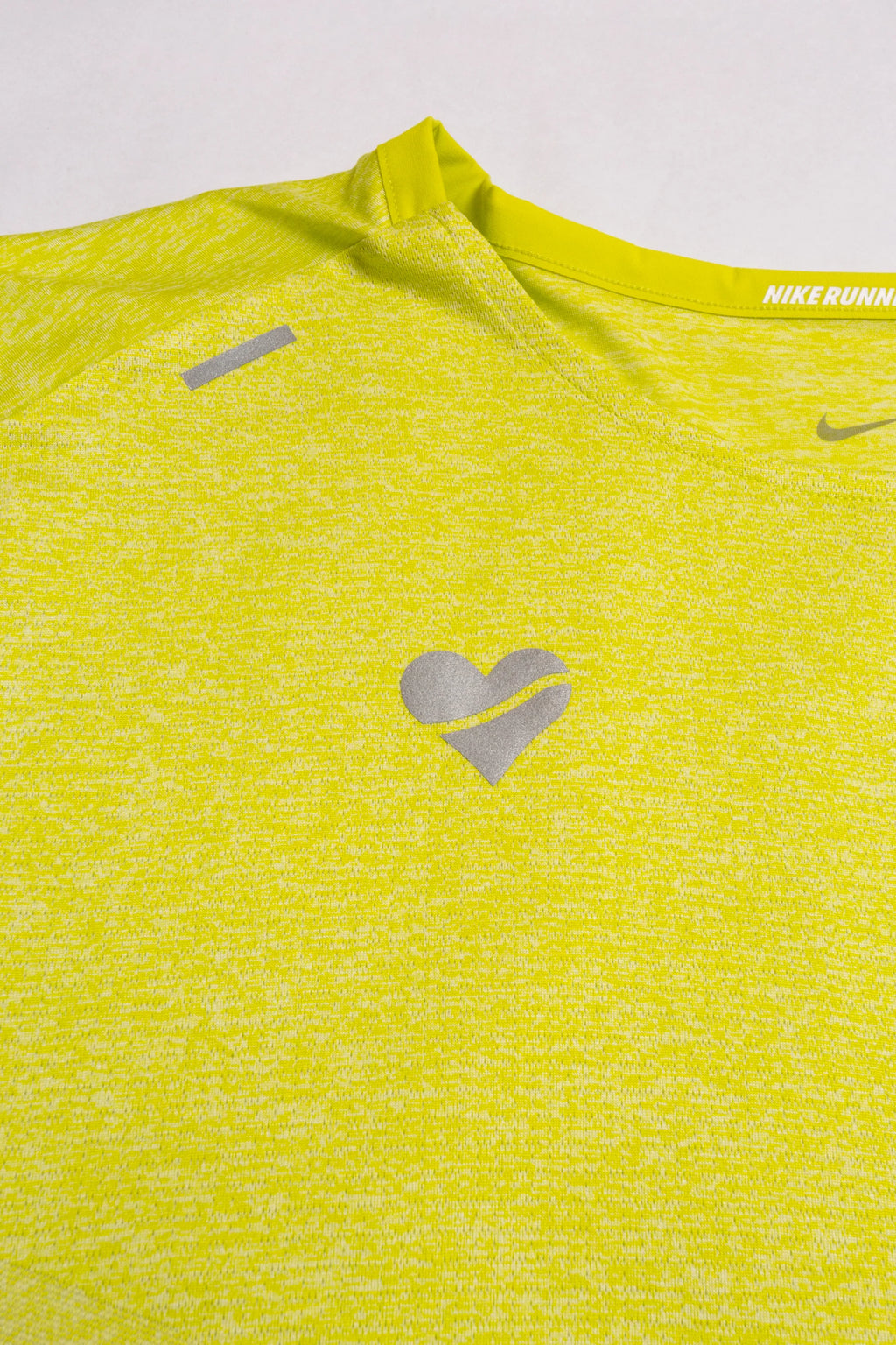 Nike Mens Dri FIT Rise 365 Short Sleeve Tee