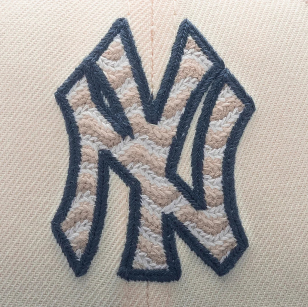 59Fifty Fitted Wavy Chainstitch 21119 New York Yankees