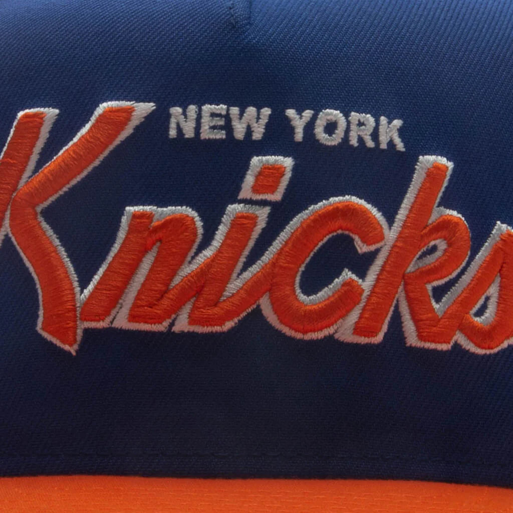 9FIFTY A Frame Curved Hardwood Classics Script Snapback New York Knicks