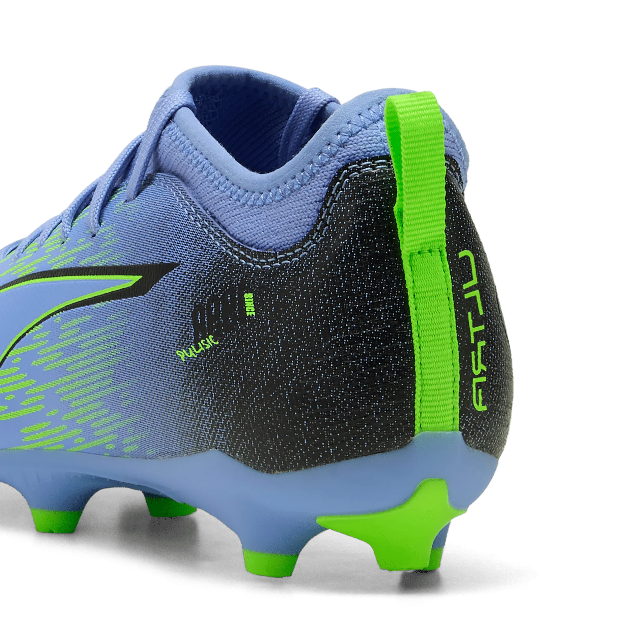 PUMA Ultra 5 Match Chasing The Dream FG AG Firm Multi Ground Football Junior Purple