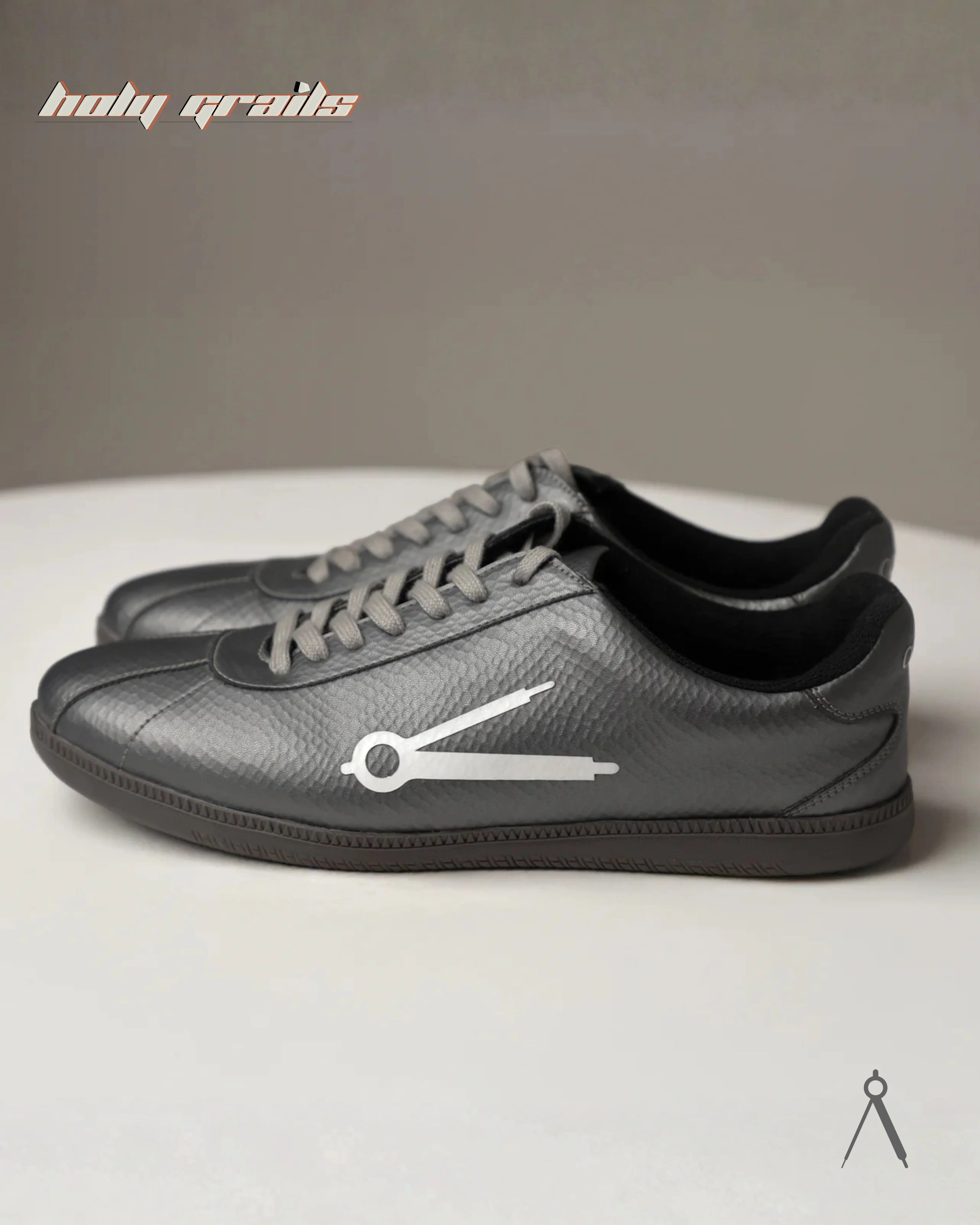 Glow Silver Sneaker HG x Cos Tan