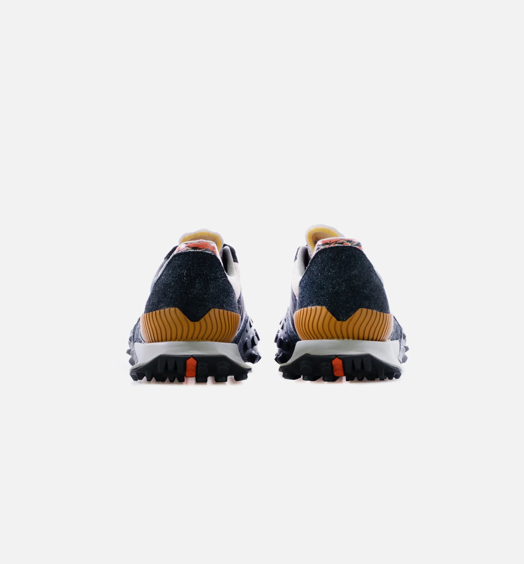 XC72 Lunar New Year Mens Lifestyle Shoe Black Poppy