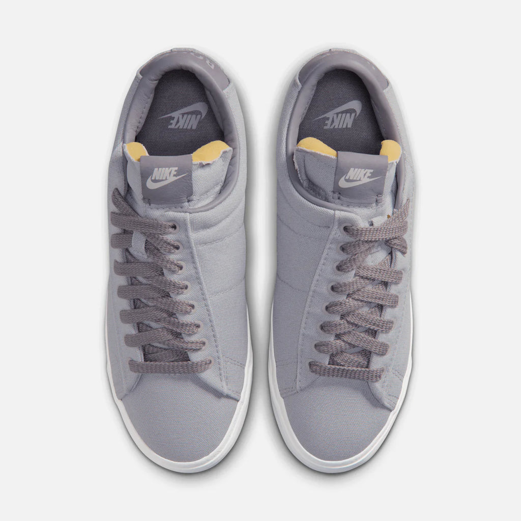 Nike Blazer Low x Devin Booker Detroit Tigers Light Bone Édition Limitée