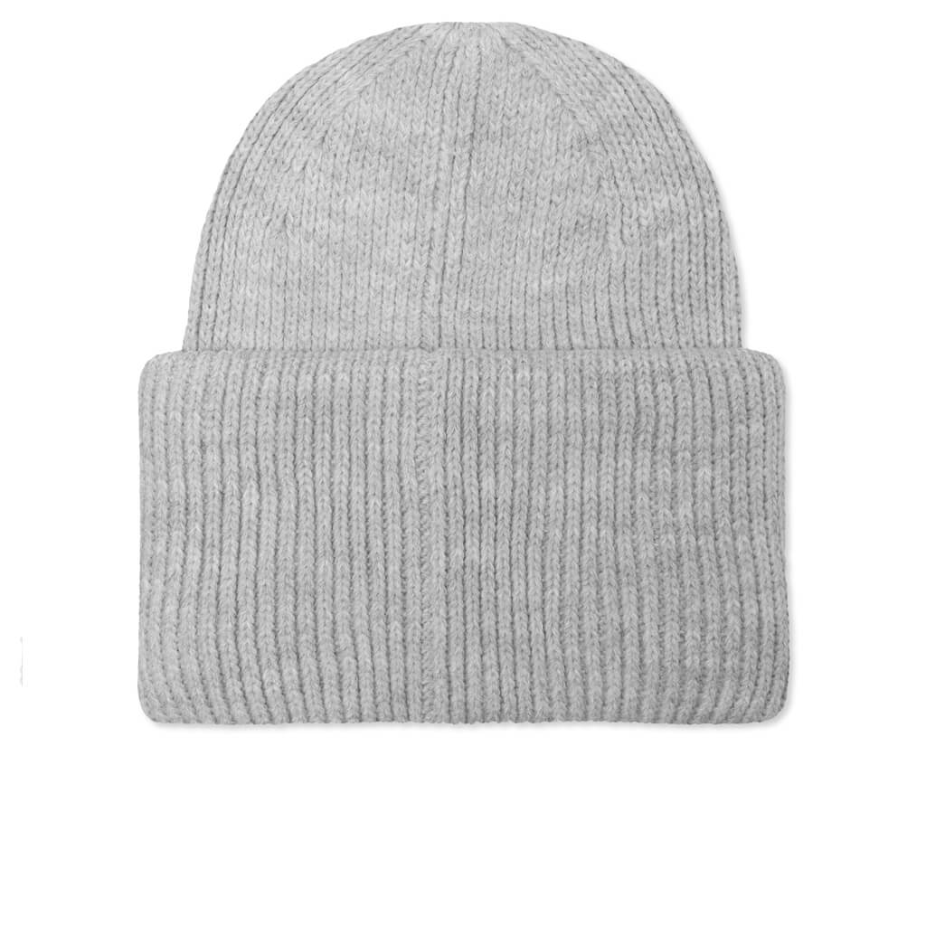 Oversized Beanie Bone