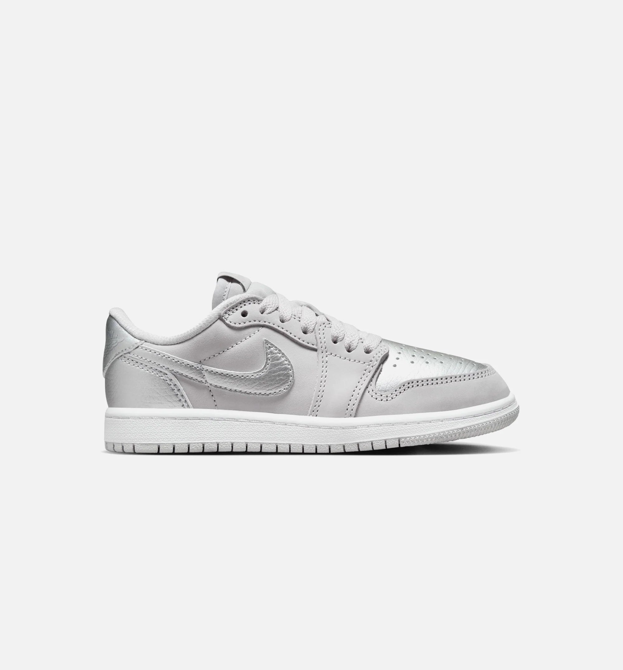 Air Jordan 1 Retro Low OG Silver Preschool Lifestyle Shoe Neutral Grey Metallic Silver White