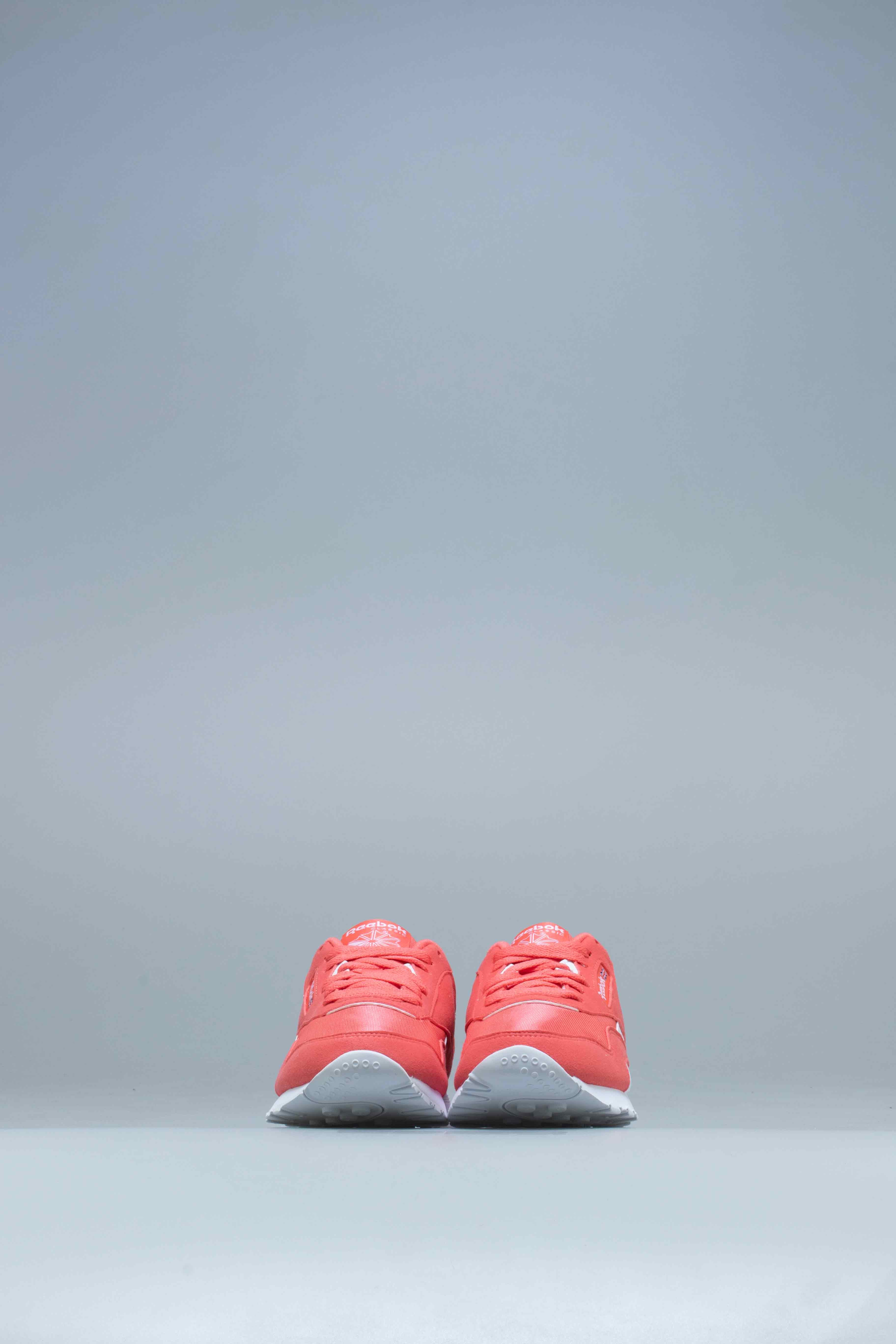 Classic Nylon Womens Shoes Red White