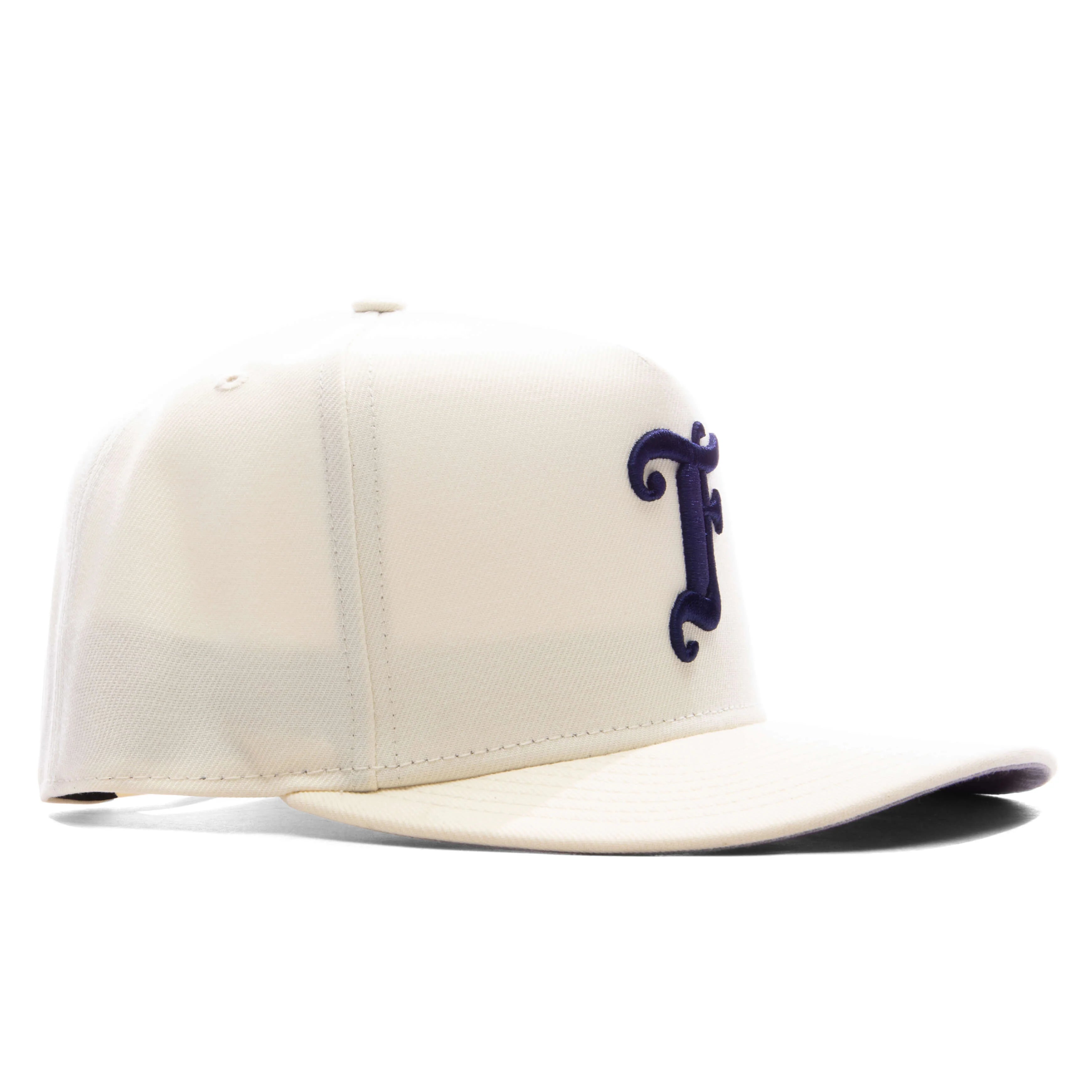 FEATURE x New Era 9FIFTY Curved A Frame Old English F Snapback Chrome