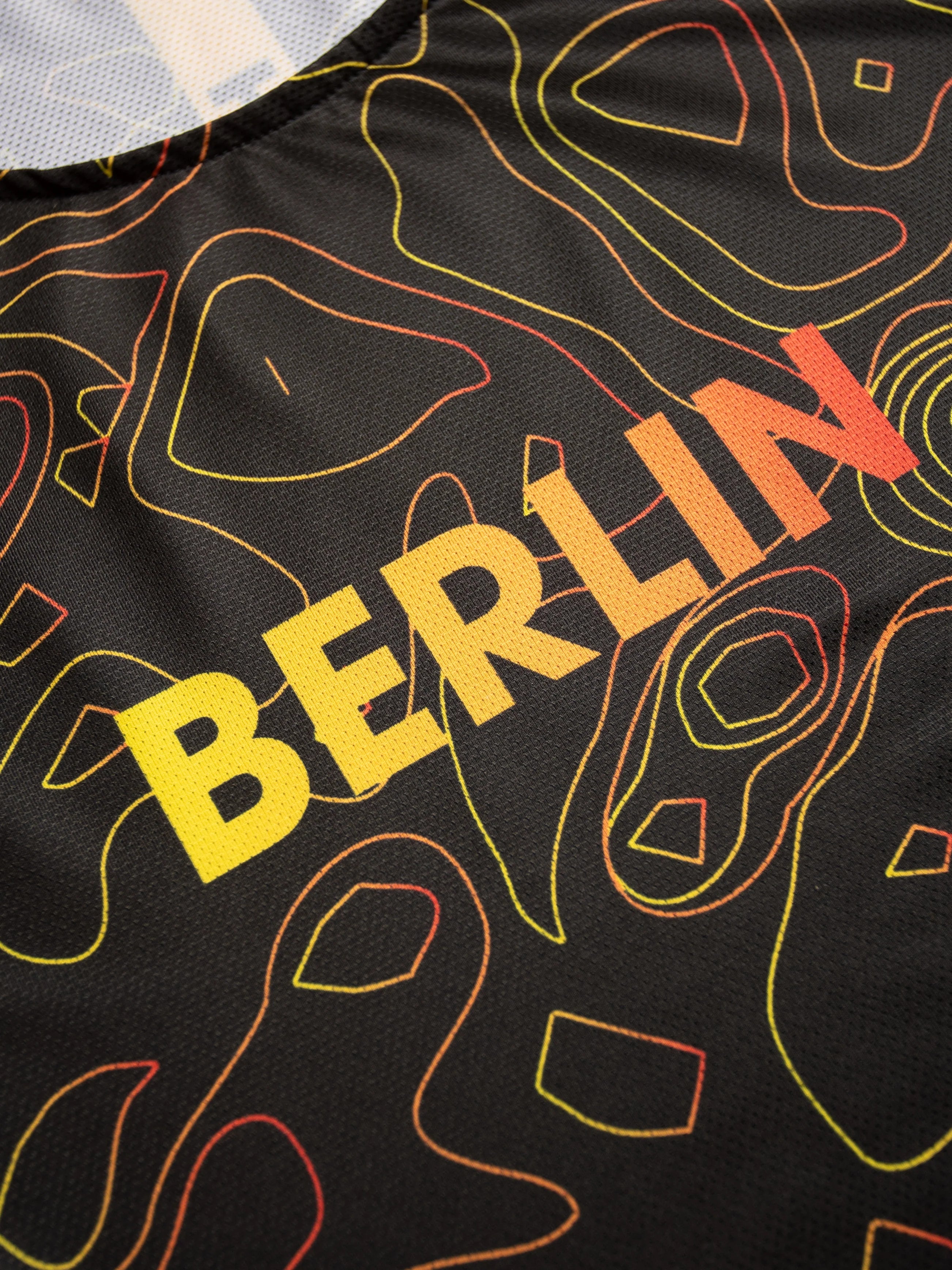 Heartbreak Mens Berlin Singlet