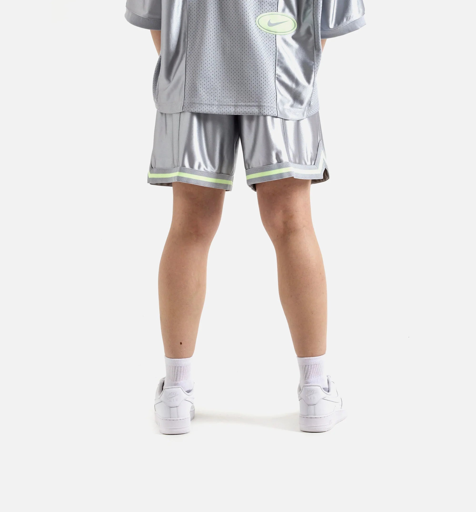 Loose 6 Mid Rise Graphic Satin Womens Short Light Smoke Grey Barely