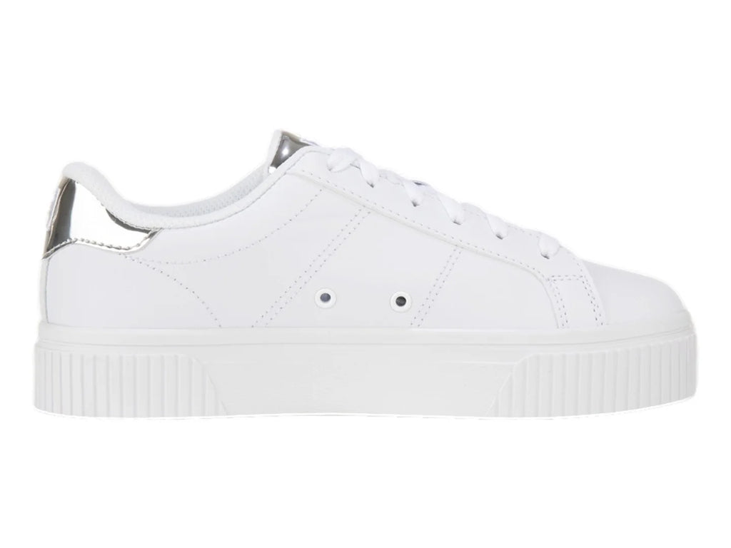 Tenis FILA Panache Blanco y Plata para Mujer