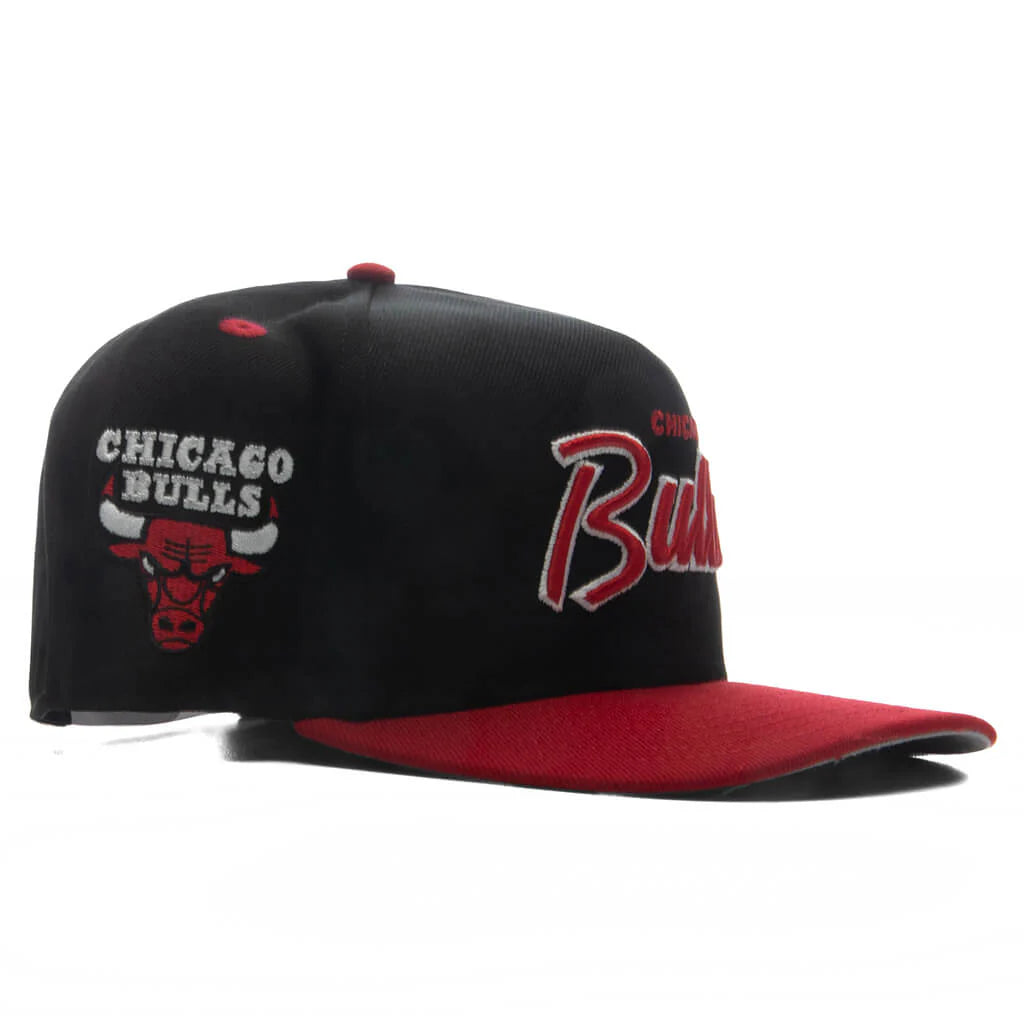 9FIFTY A Frame Curved Hardwood Classics Script Snapback Chicago Bulls