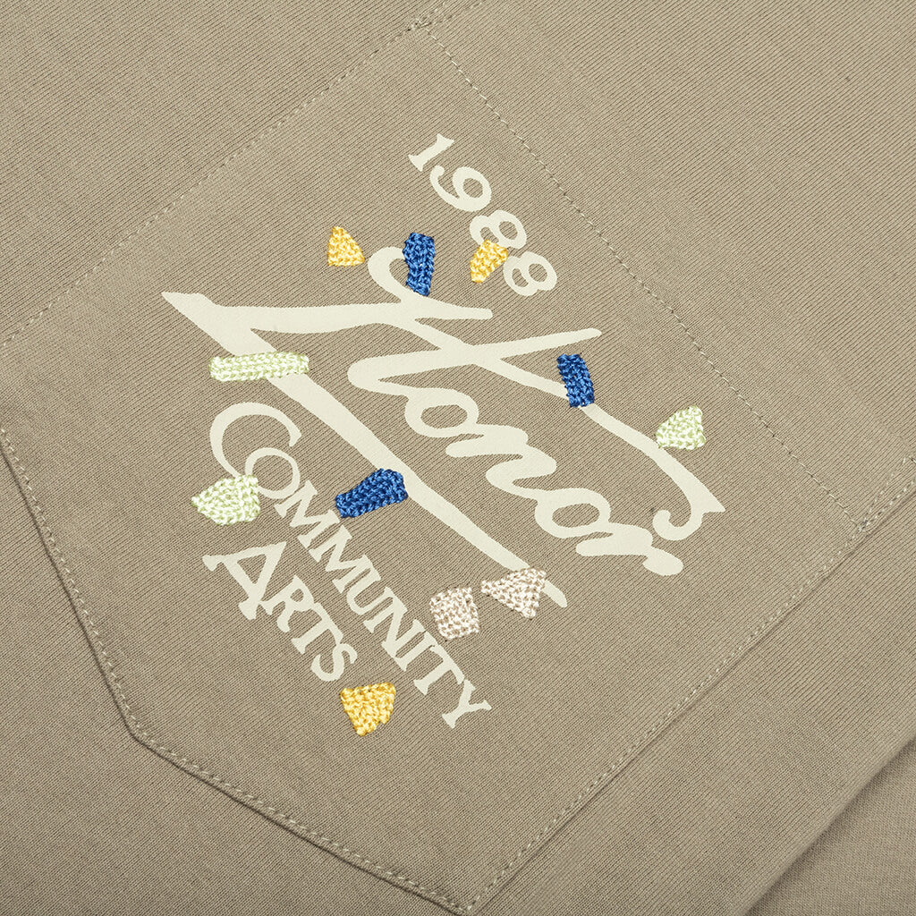 Community Arts Tee Pebble